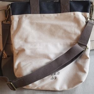 Feed Canvas Go To Bag EUC